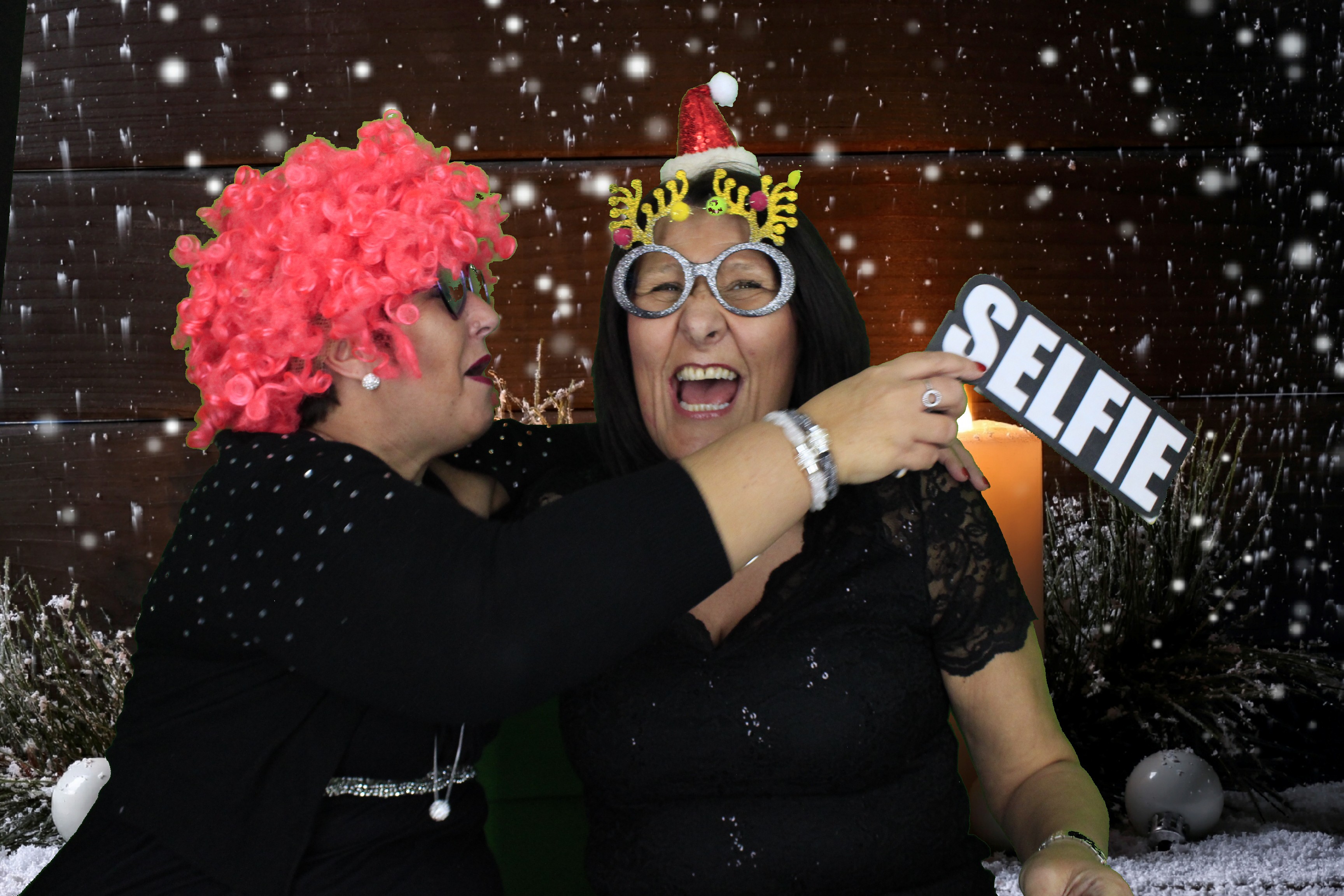 Silvermere Christmas Party  | View more photos from the event at gallery.myphotoboothexperience.co.uk/u/MyPhotoBoothExperienceLtd/Silvermere-Christmas-Party-0